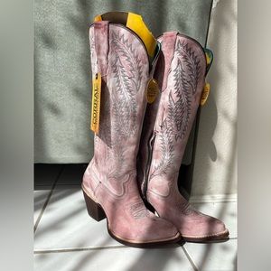 corral boots new with a tag